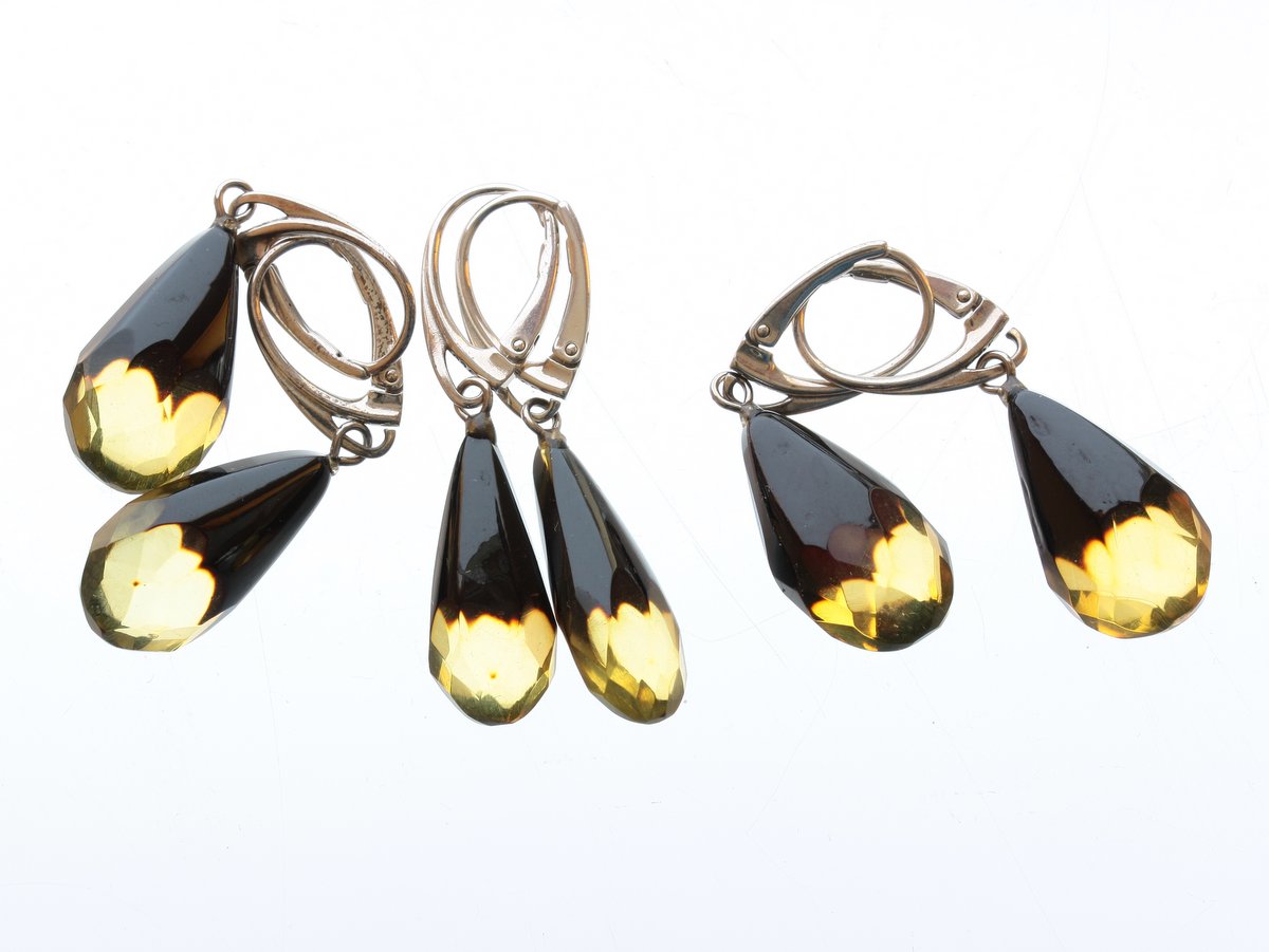 Teardrop Earrings Baltic Amber Gold Stud Earrings Natural Amber Amber Earrings Baltic Amber Earrings
