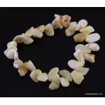 Leaves pieces Baltic amber adult stretch bracelet