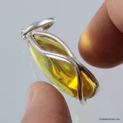 Baltic amber silver pendant w insect inclusion 10g