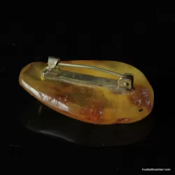 Vintage Baltic amber brooch