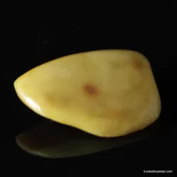 Vintage Baltic amber brooch