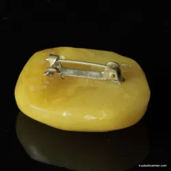 Vintage Baltic amber brooch