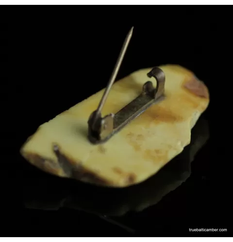Vintage Baltic amber brooch