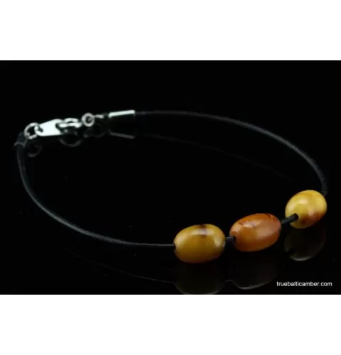 Baltic amber beaded string bracelet
