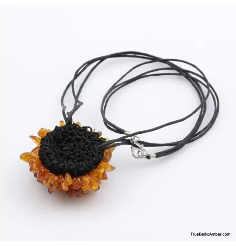 Flower Baltic amber artisan pendant necklace