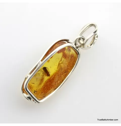 Baltic amber silver pendant w insect inclusion 5g