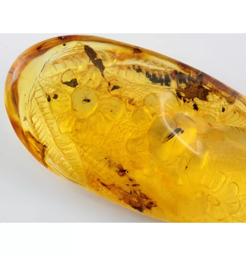 Carved Amulet Baltic amber fossil pendant w insect
