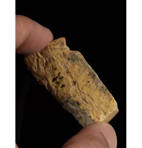 Raw Rough Genuine Baltic amber 8g Stone