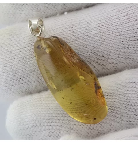 Free-shaped Baltic Amber Silver Pendant