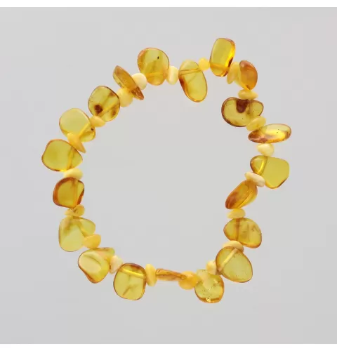 Multi Leaves Baltic amber pieces stretch bracelet 18cm