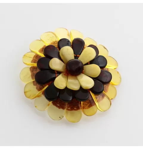 Flower Baltic amber brooch