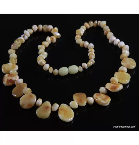 Leave shape pieces Baltic amber choker 18in