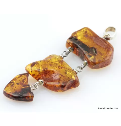 Nautral Baltic amber silver pendant