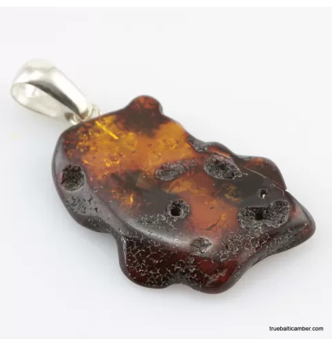 Nautral Baltic amber silver pendant