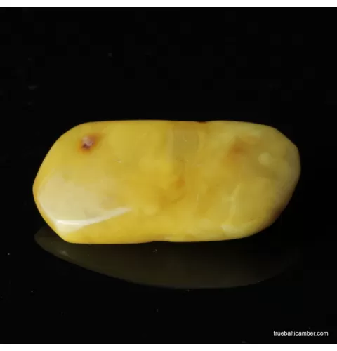 Vintage Baltic amber brooch