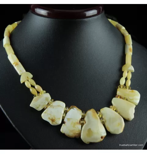 Vintage unique pieces Baltic amber choker 18in