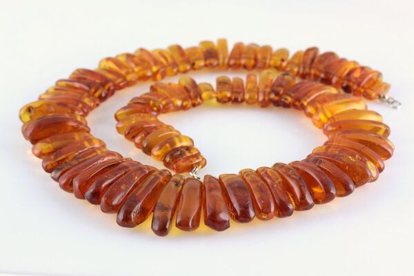 Vintage pieces Baltic amber choker 20in