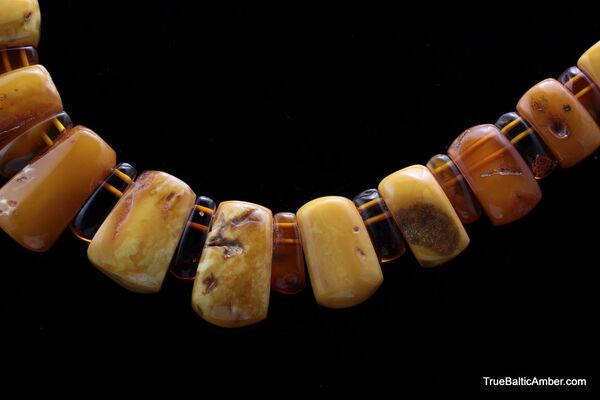 Exclusive vintage pieces Baltic amber choker 60cm