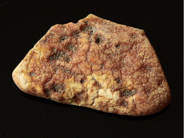 Raw Rough Genuine Baltic amber 11g Stone