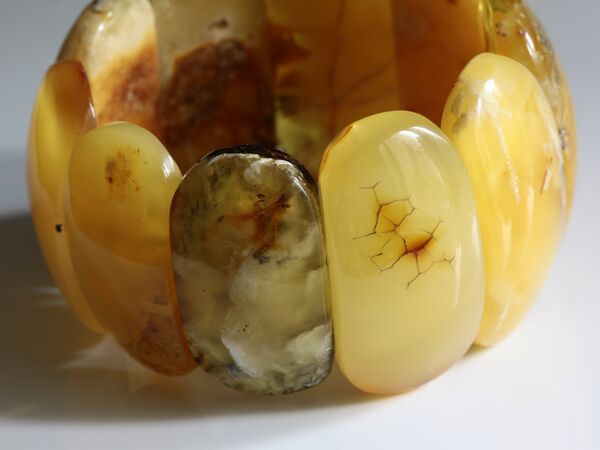 Large butter pieces Baltic amber stretch bracelet 20cm