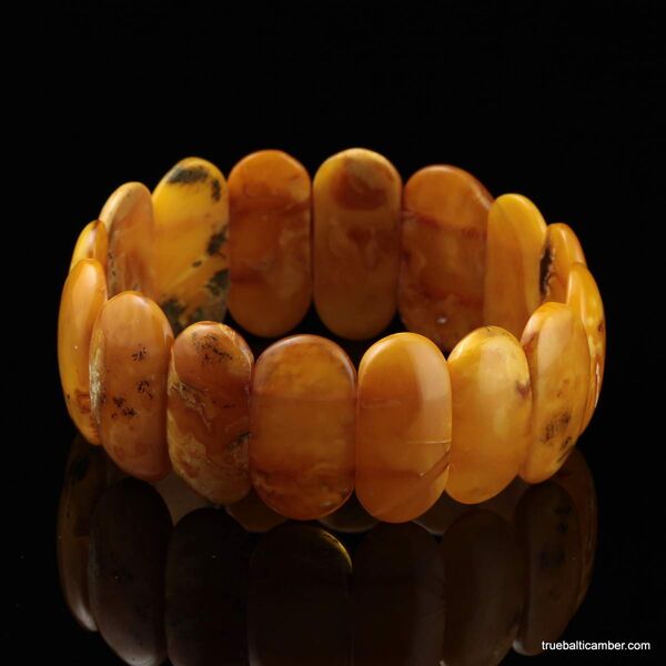 Anitique EGG YOLK pieces Baltic amber stretch bracelet