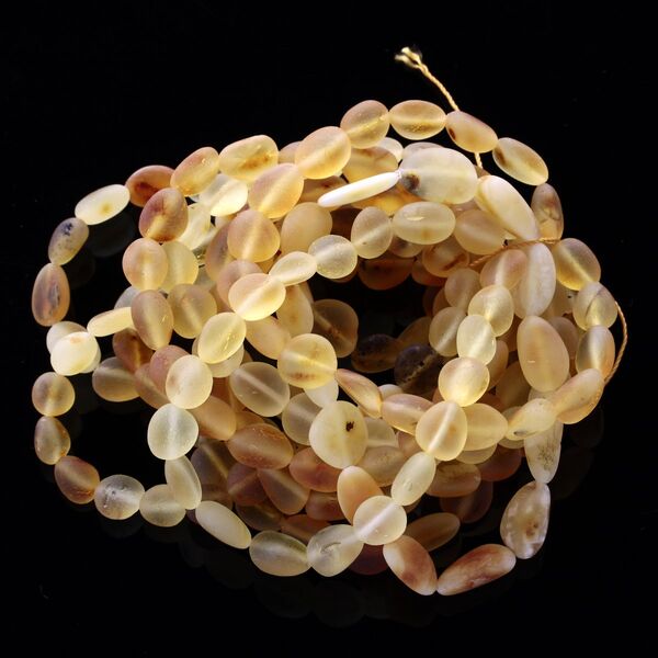10 Raw BEANS Baltic amber stretch bracelet 19cm
