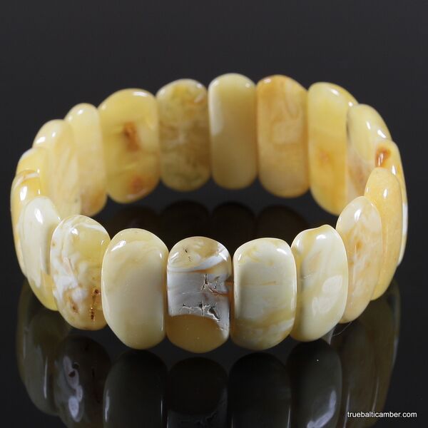 Anitique stretch butter pieces Baltic amber bracelet